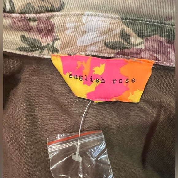 ENGLISH ROSE Floral Studded Jacket Size Small NWOT - Picture 12 of 12